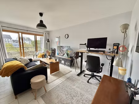 location appartement 2 pièces 48 m² à nantes (44000)  720 €