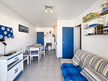appartement 2 pièce(s) avec une vue dégagée