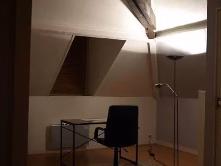 location meublée appartement 2 pièces 50 m² à lille (59000)  830 €