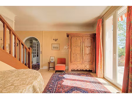 maison à vendre à saint-germain-en-laye - sous-préfecture