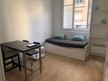 location meublée appartement 1 pièce 15.8 m² à neuilly-sur-seine (92200)  808 €