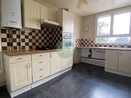 location appartement 4 pièces 79 m² à le havre (76600)  845 €