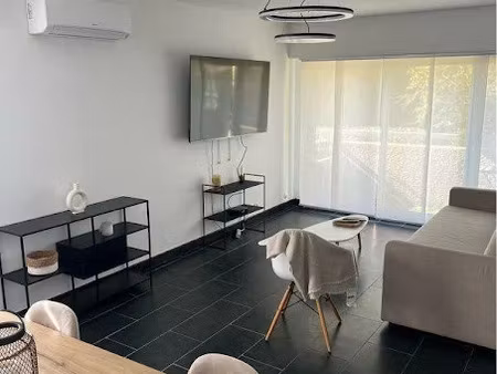 location meublée appartement 2 pièces 56 m² à marseille 10ème (13010)  1 050 €