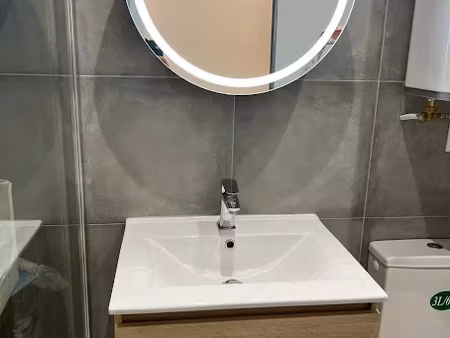 location meublée appartement 2 pièces 35 m² à suresnes (92150)  1 150 €