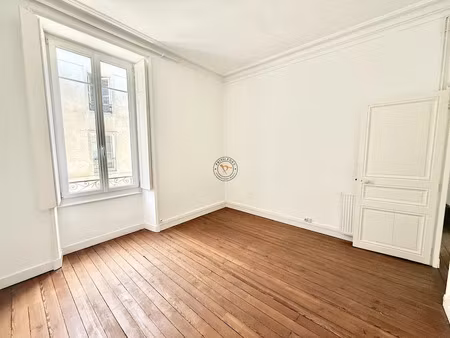 location appartement 3 pièces 62 m² à nantes (44000)  1 130 €