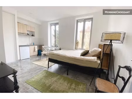 location meublée appartement 1 pièce 24 m² à villeurbanne (69100)  1 040 €