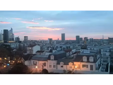 location meublée appartement 2 pièces 42 m² à puteaux (92800)  1 200 €