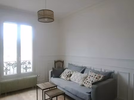 location meublée appartement 2 pièces 43 m² à vanves (92170)  1 300 €
