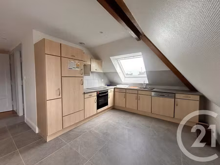 location appartement 4 pièces 61.51 m² à strasbourg (67000)  1 152 €