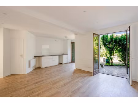 location appartement 3 pièces 62.52 m² à sevres (92310)  1 800 €