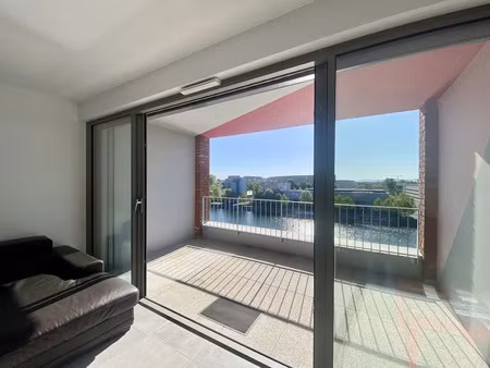 location meublée appartement 3 pièces 64 m² à strasbourg (67000)  1 650 €