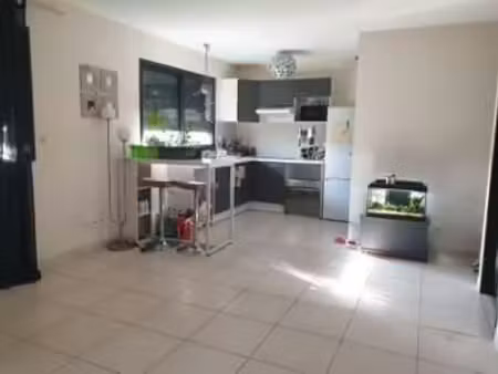 location appartement 2 pièces à la teste-de-buch (33115) : à louer 2 pièces / 46m² la test