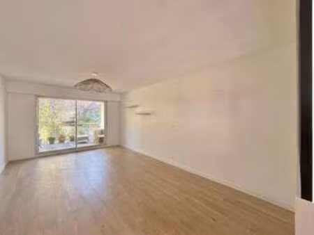 location appartement 4 pièces à nantes saint-clément - jardin des plantes (44000) : à loue