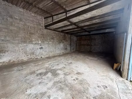 location parking 42 m² à montivilliers (76290)  190 €