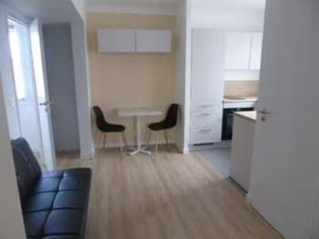 location appartement 2 pièces meublé au pellerin (44640) : à louer 2 pièces meublé / 27m² 