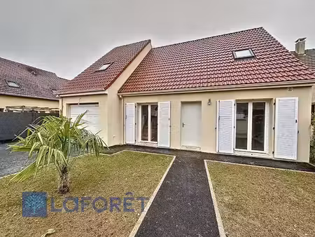 location maison 5 pièces 102.94 m² à conches-en-ouche (27190)  1 130 €