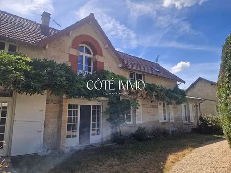 location meublée maison 6 pièces 146.96 m² à vineuil-saint-firmin (60500)  1 700 €