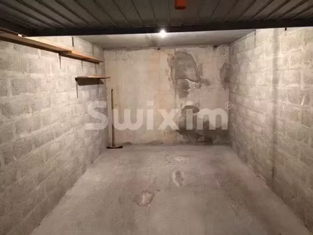 location parking 14 m² à aix-les-bains (73100)  115 €