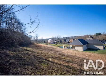 vente terrain 2200 m² à objat (19130)  35 000 €