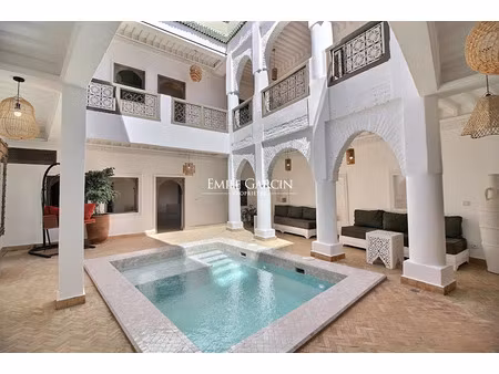 vente immeuble 7 pièces 250 m² à mont-de-marsan (40000)  700 000 €