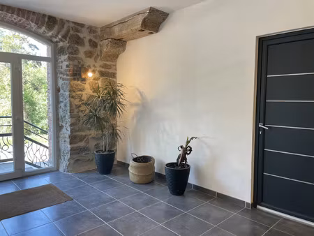 location appartement 1 pièce 41 m² à bourg-argental (42220)