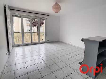 location appartement 1 pièce 28.3 m² à chatenay-malabry (92290)  695 €