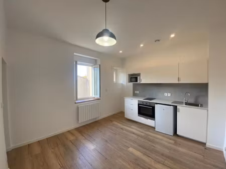 location appartement 2 pièces 34 m² à mazamet (81200)  430 €