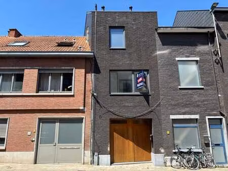 nieuwbouwwoning met 3 slaapkamers  ideaal voor co-housing!