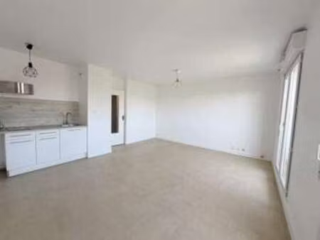 vente appartement t1 à angers (49000) : à vendre t1 / 32m² angers