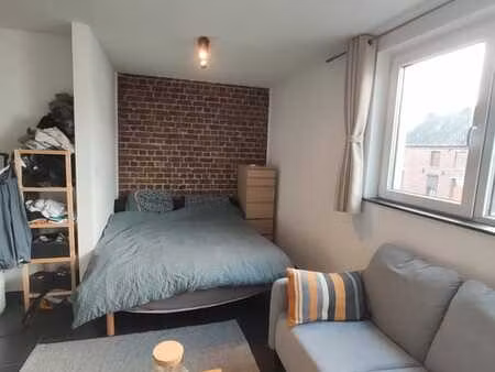 studio entièrement rénové
