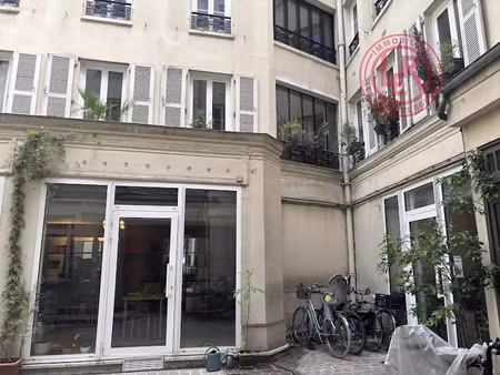 location locaux professionnels 70 m² à paris 3ème (75003)  2 840 €