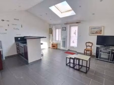 vente maison aux sables-d'olonne (85100) : à vendre / 40m² les sables-d'olonne