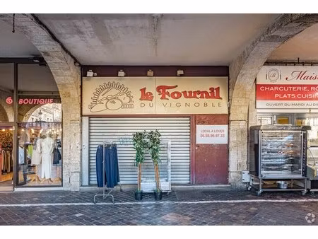 location commerce libourne 33500 140m²