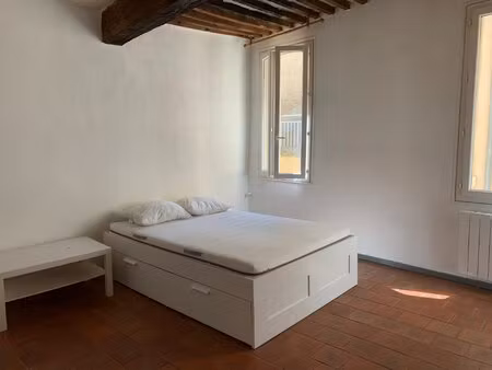 location studio vide