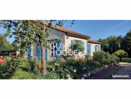 maison 5 pièces 162 m²