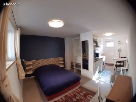 beau studio meublé avec petite terrasse - tout compris