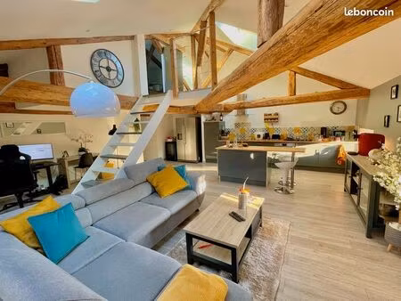 loft meublé 103m² au sol