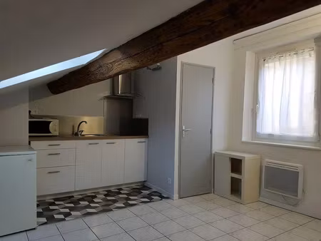 location meublée appartement 1 pièce 25 m² à lyon 2ème (69002)  530 €