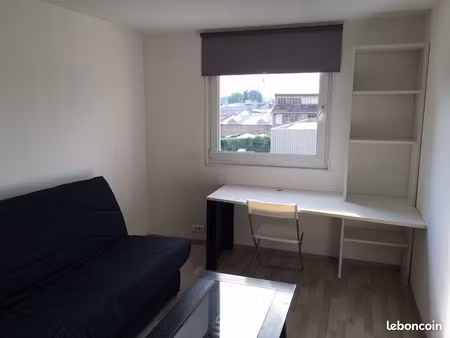 magnifique studio meublé + parking