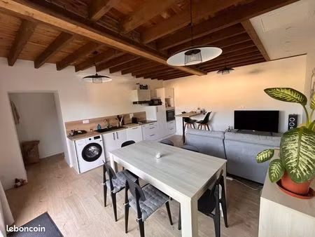 maison de pain pied avec terrasse