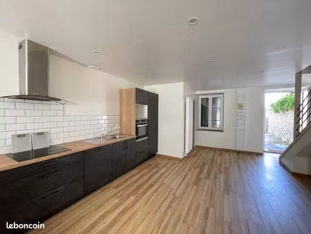 maison de village 3 pièces 103 m²
