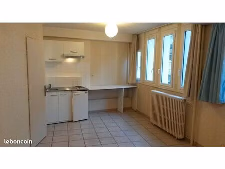 location appartement 1 pièce 27 m2 à dijon(21000)