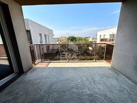 era immobilier chateau roussillon