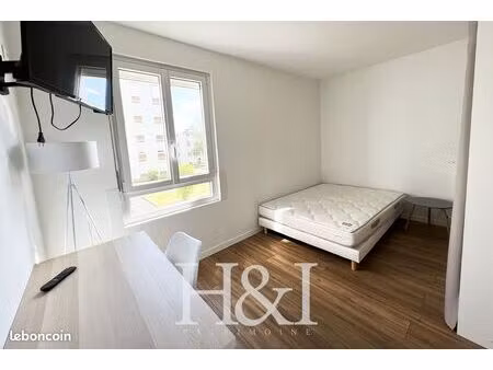 appartement 1 pièce 11 m²