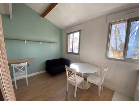 location meublée appartement 1 pièce 19 m² à toulouse (31000)  600 €