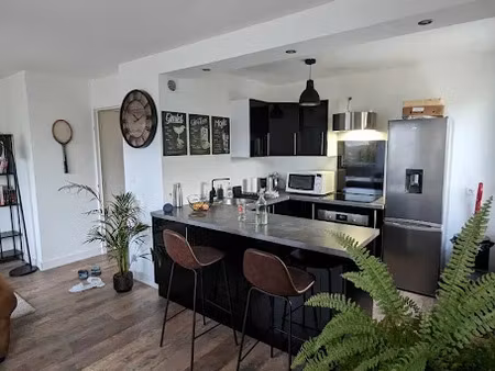 location meublée appartement 2 pièces 42.28 m² à saint-herblain (44800)  669 €