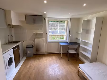 location meublée appartement 1 pièce 16 m² à villejuif (94800)  620 €