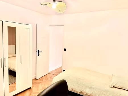location meublée appartement 1 pièce 82 m² à cergy (95000)  620 €