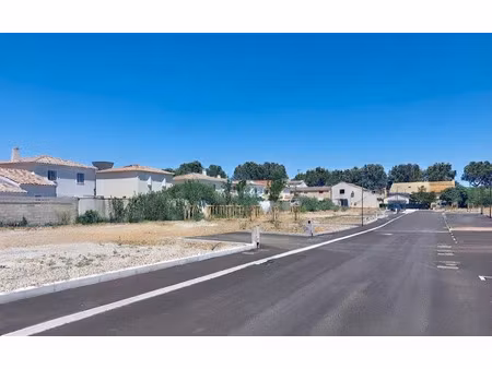 vente terrain 370 m² à istres (13800)  150 000 €