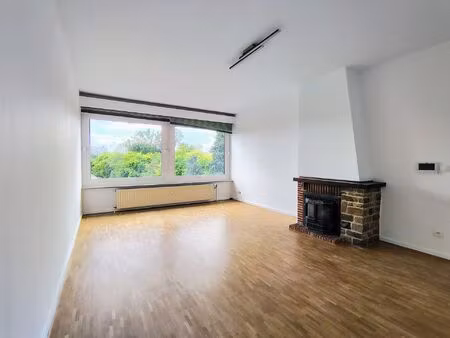 appartement à louer à avenue des grands prix 114 woluwe-saint-pierre (vbe49636)
